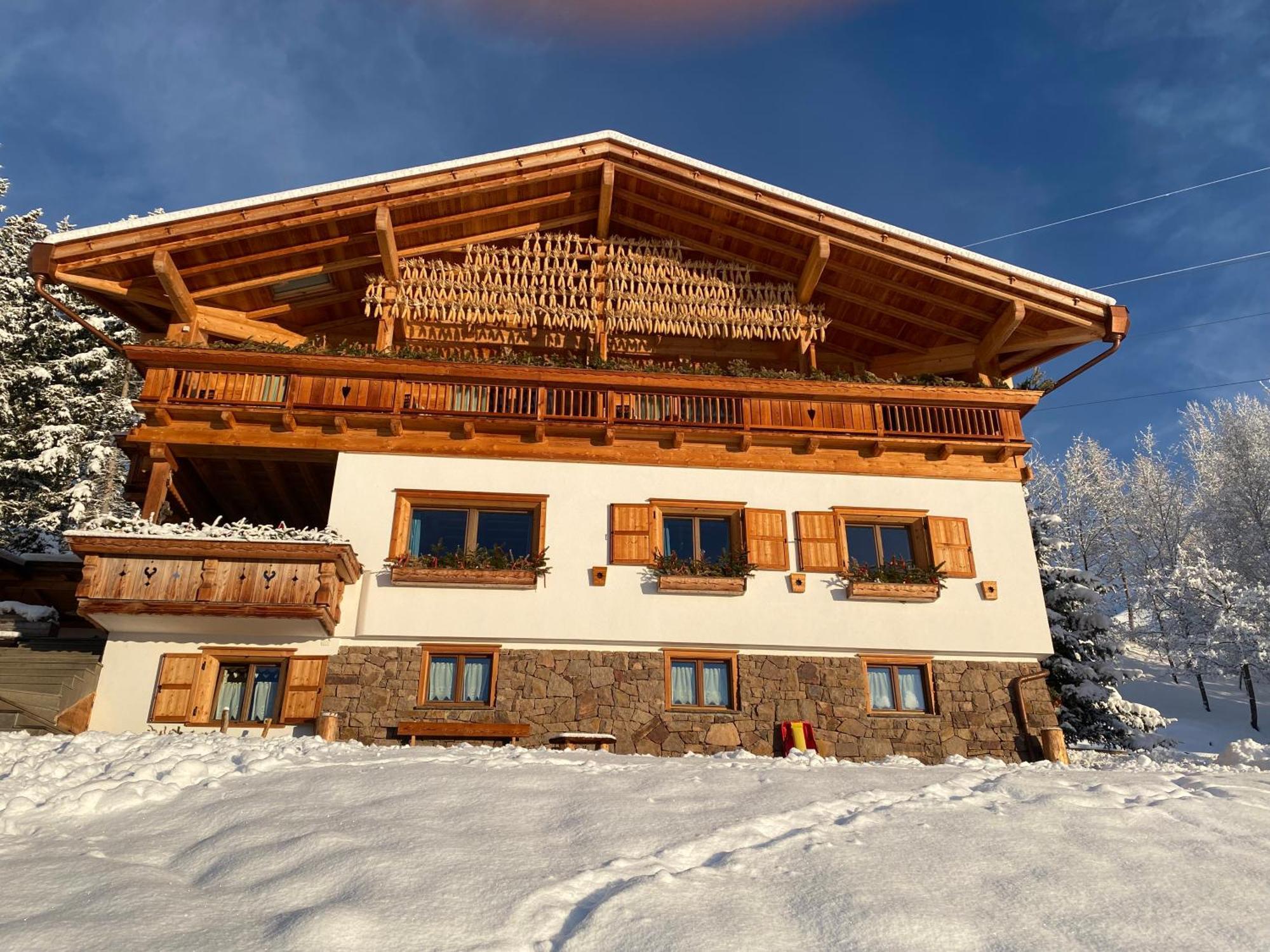 B&B Belvedere Daiano Buitenkant foto